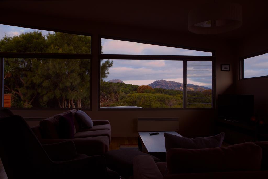 Eagle Peaks At Freycinet Apartment Коулс Бей Екстериор снимка